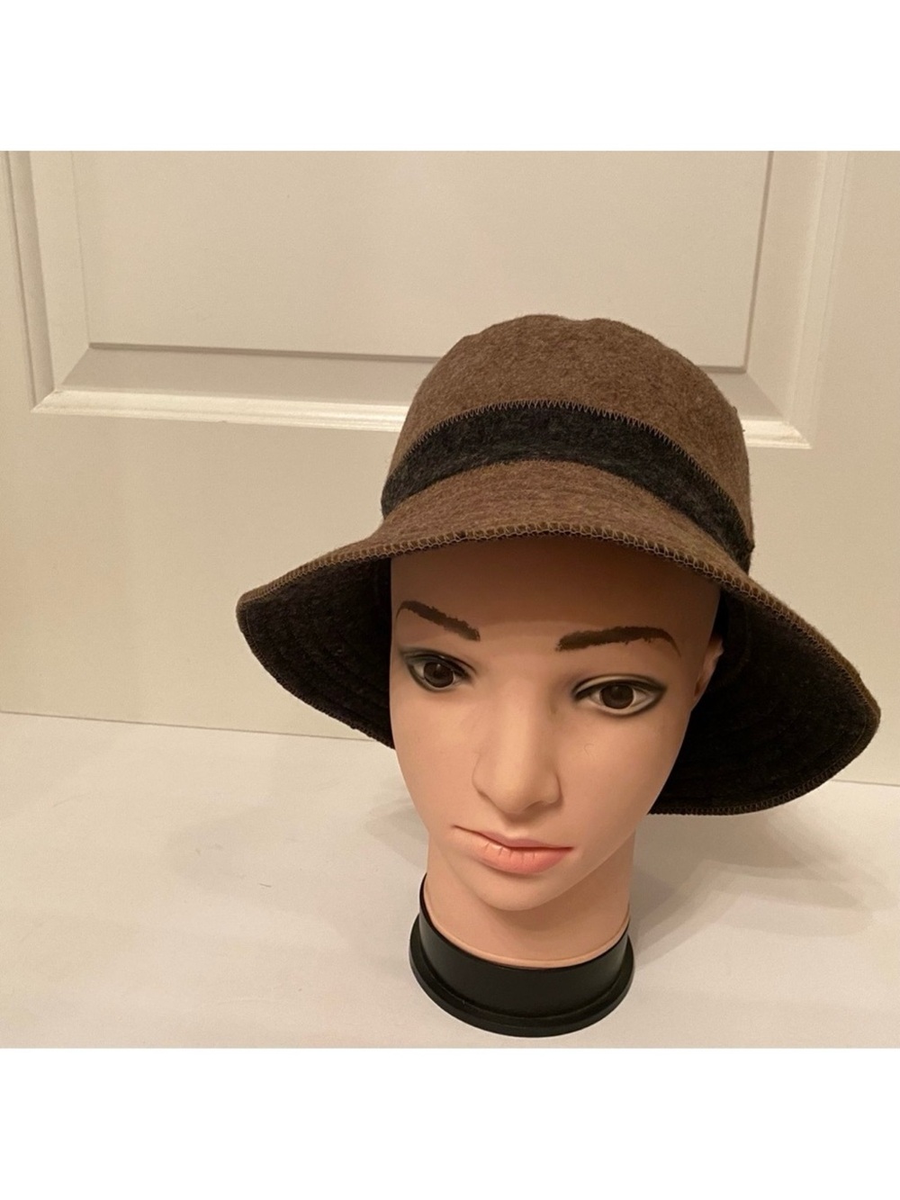 HELEN KAMINSKI HAT BUCKET BROWN GRAY WOOL SIZE M WOMENS ACCESSORY Made in USA